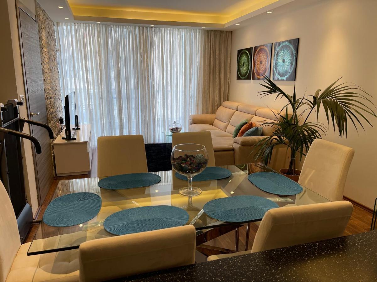 Modern Finished Apartment With Natural Light خليج سانت بول المظهر الخارجي الصورة